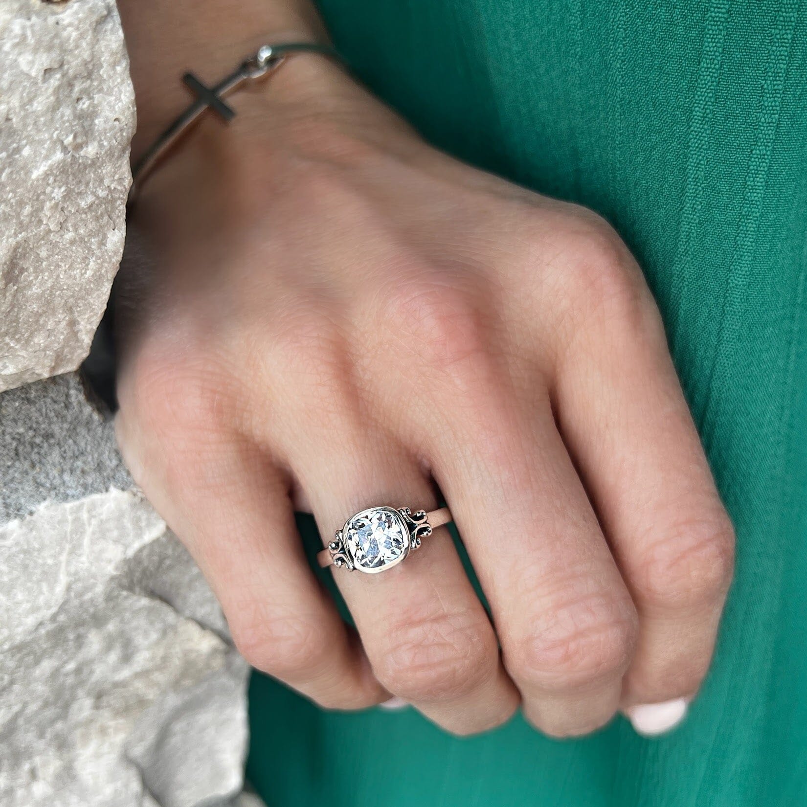 minimalist style cushion cut cubic zirconia ring