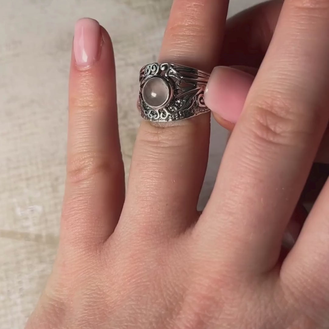 Coming Up Roses Ring