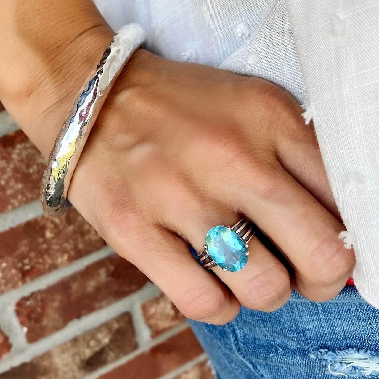 Bahama Breeze in .925 sterling silver and Bahama blue CZ