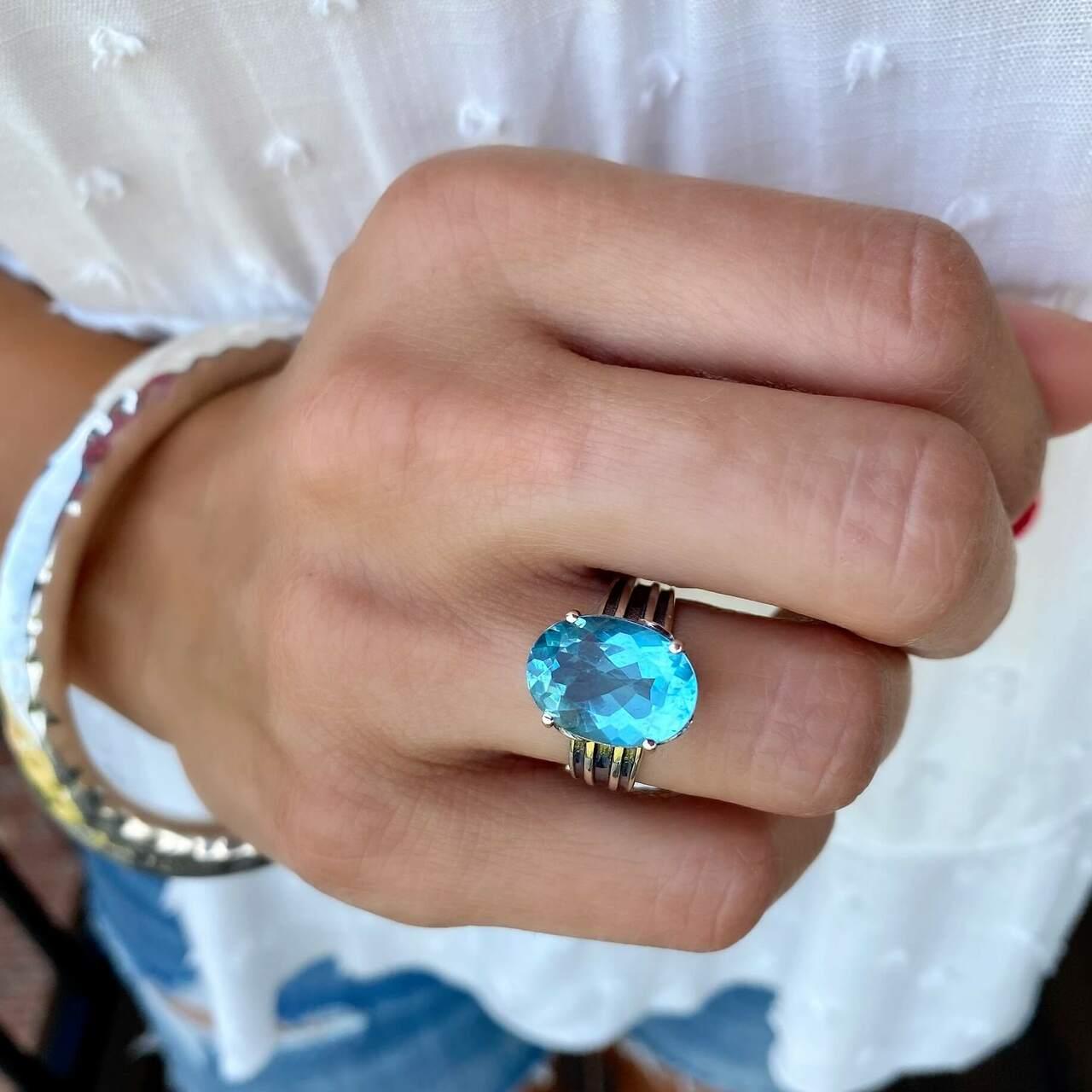 Sterling silver Bahama Breeze Ring paired with Hammered Bliss Bangle