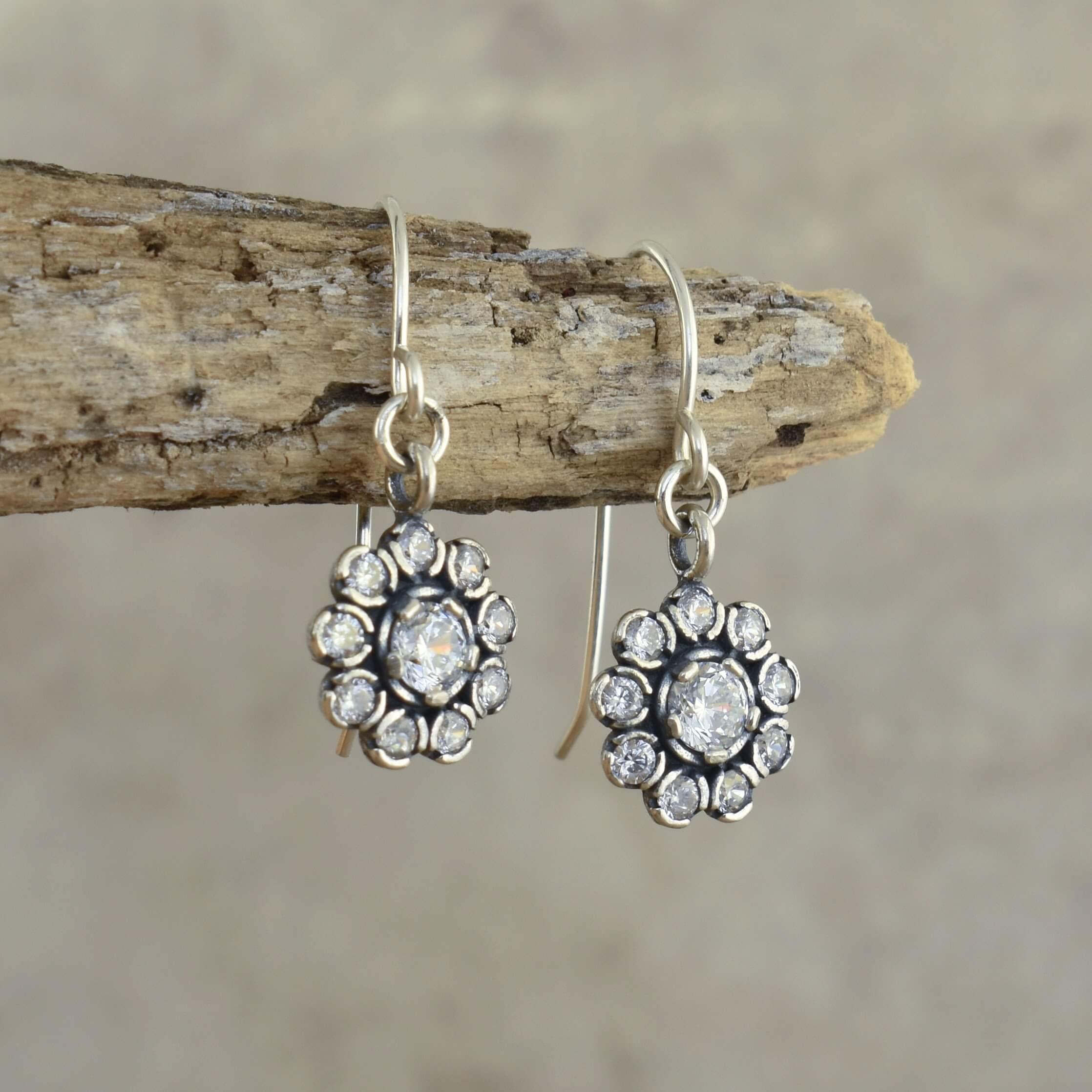 Lit'l Vintage Earrings in .925 sterling silver