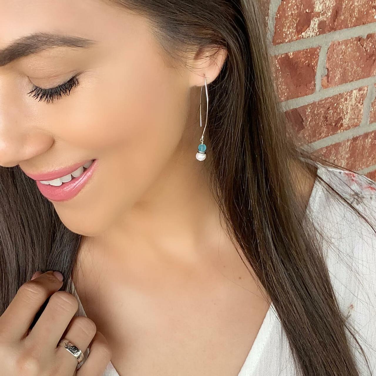Paradise Pearl Earrings in Turquoise Bay ocean glass