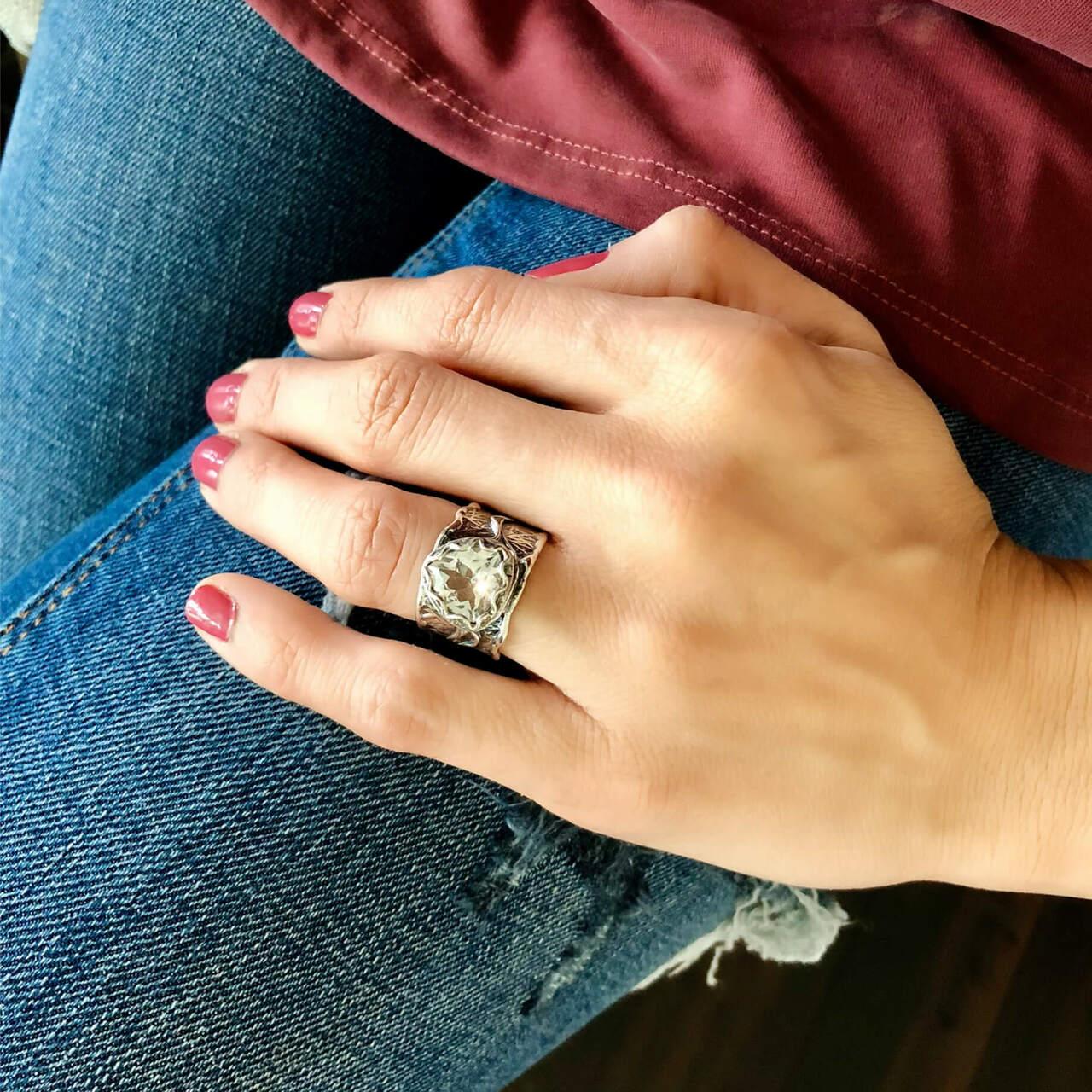 Bling ring She's a Natural Ring - White Topaz